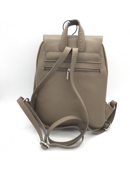 MOCHILA DE PIEL TAUPE POMPONES