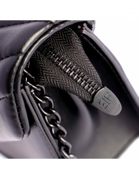 BOLSO BANDOLERA PEQUEÑO CON SOLAPA EFERRI NALA NEGRO